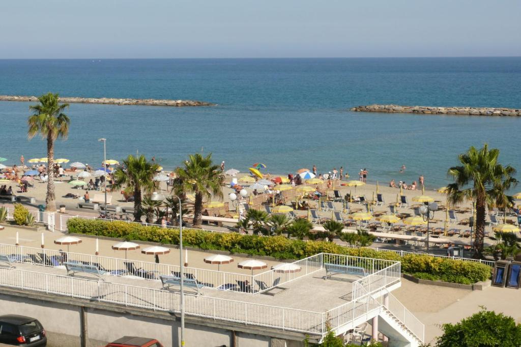 Hotel Villa San Giuseppe San Bartolomeo Al Mare Εξωτερικό φωτογραφία