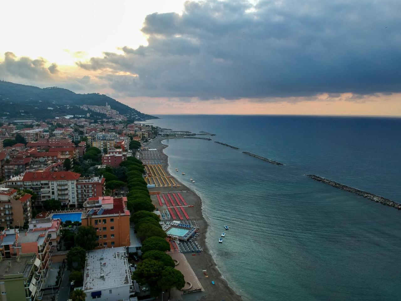 Hotel Villa San Giuseppe San Bartolomeo Al Mare Εξωτερικό φωτογραφία