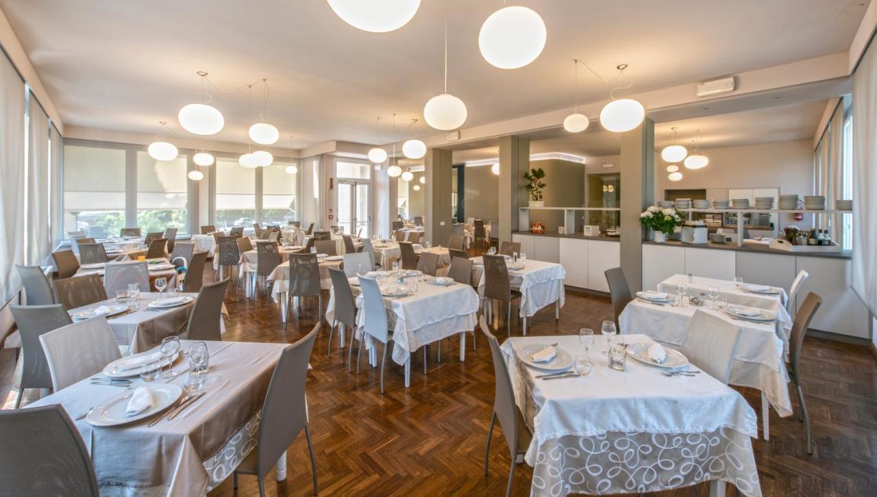 Hotel Villa San Giuseppe San Bartolomeo Al Mare Εξωτερικό φωτογραφία
